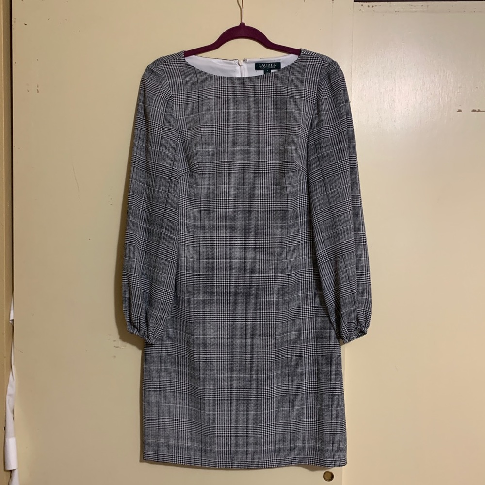 💎🎁 LIKE NEW cute plaid dress